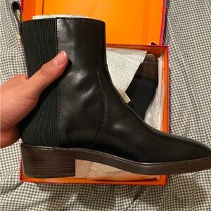 Tory Burch Black Leather Ankle Booties